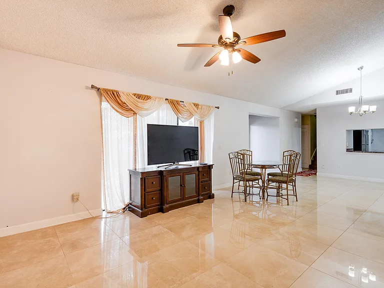 4245 S Landar Dr #4245 — Photo 7