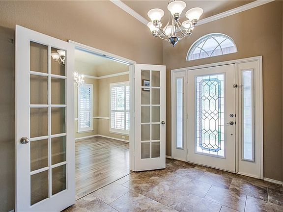 5th image of 1212 Dover Heights Trl