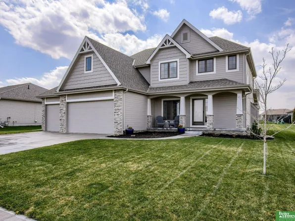 12622 S 73rd St, Papillion, NE 68046