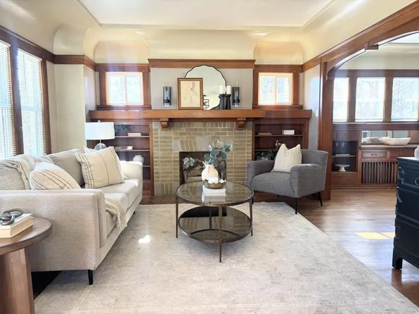 2903 North 58th STREET, Milwaukee, WI 53210