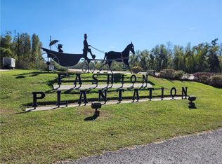 960 S Fashion Blvd, Hahnville, LA 70057