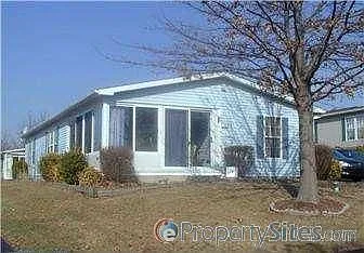 228 Chatham Ct photo 1