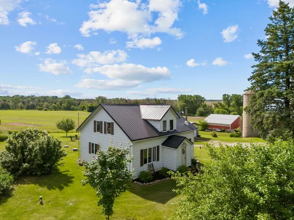 N862 Lawn Rd, Seymour, WI 54165