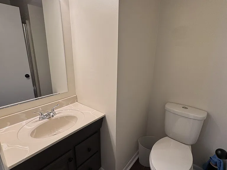 320 Magnolia Dr — Photo 4