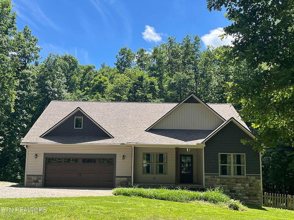 1st image of 73 Creek Pl
