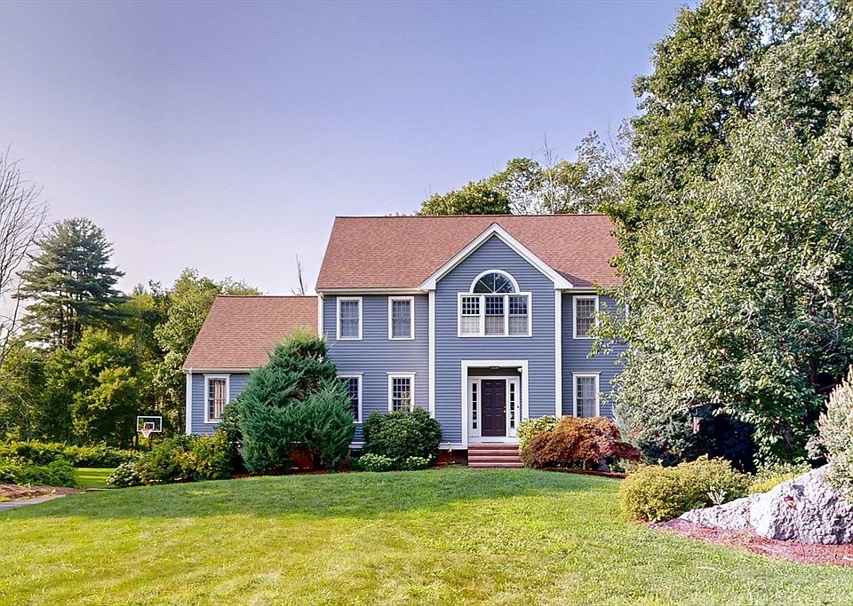 1st image of 79 Summer St