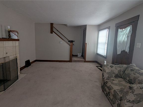 2nd image of 605 17th St NW