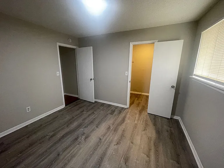 7301 N Moberly Dr #B — Photo 22