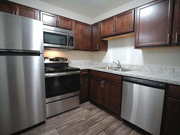 Stylish Stainless steel appliances!