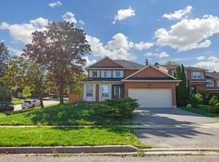 410 Victor Ct, Pickering, ON L1W 3J8