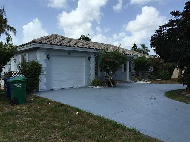 1st image of 7801 NW 39th Ct