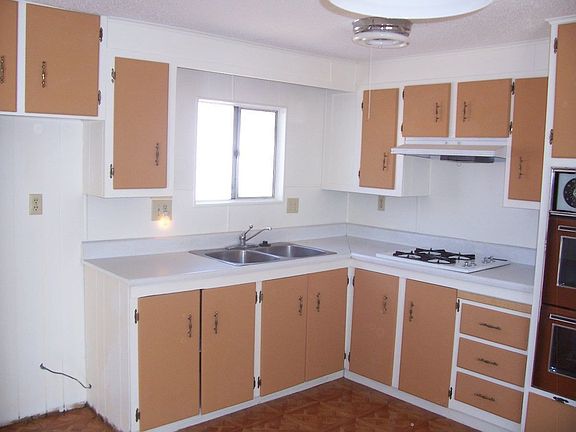 Kitchen floors and walls re finished