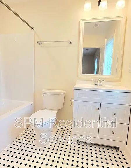 408 Pine Hills Dr — Photo 11
