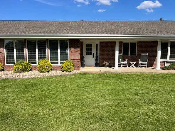 112 N State Route 180 #1, Williamsfield, IL 61489