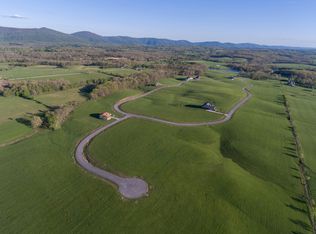 Shadow Mountain Dr, Crossville, TN 38572