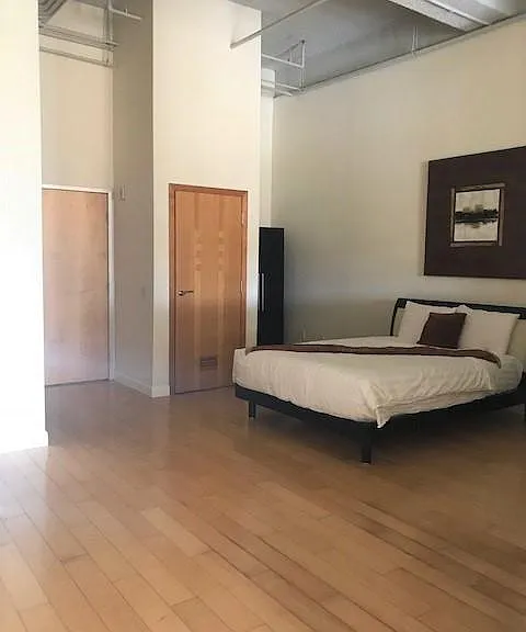 Suite #10 - Open Layout Floor Plan - 901 sq ft.