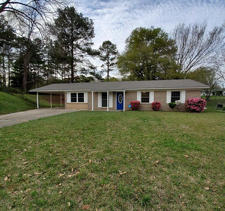 1st image of 106 Drusilla Ln
