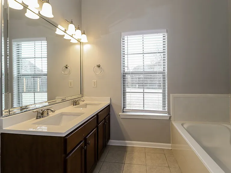 275 Birch Springs Cv — Photo 13