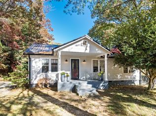 10922 W Rosman Hwy, Lake Toxaway, NC 28747