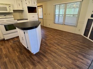 873 E 420th Rd #C11, Bolivar, MO 65613