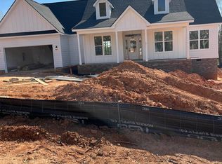 21 Greenbriar Ln, Woodruff, SC 29388