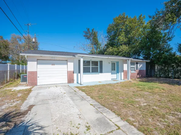 4719 Blossom Dr, Holiday, FL 34690