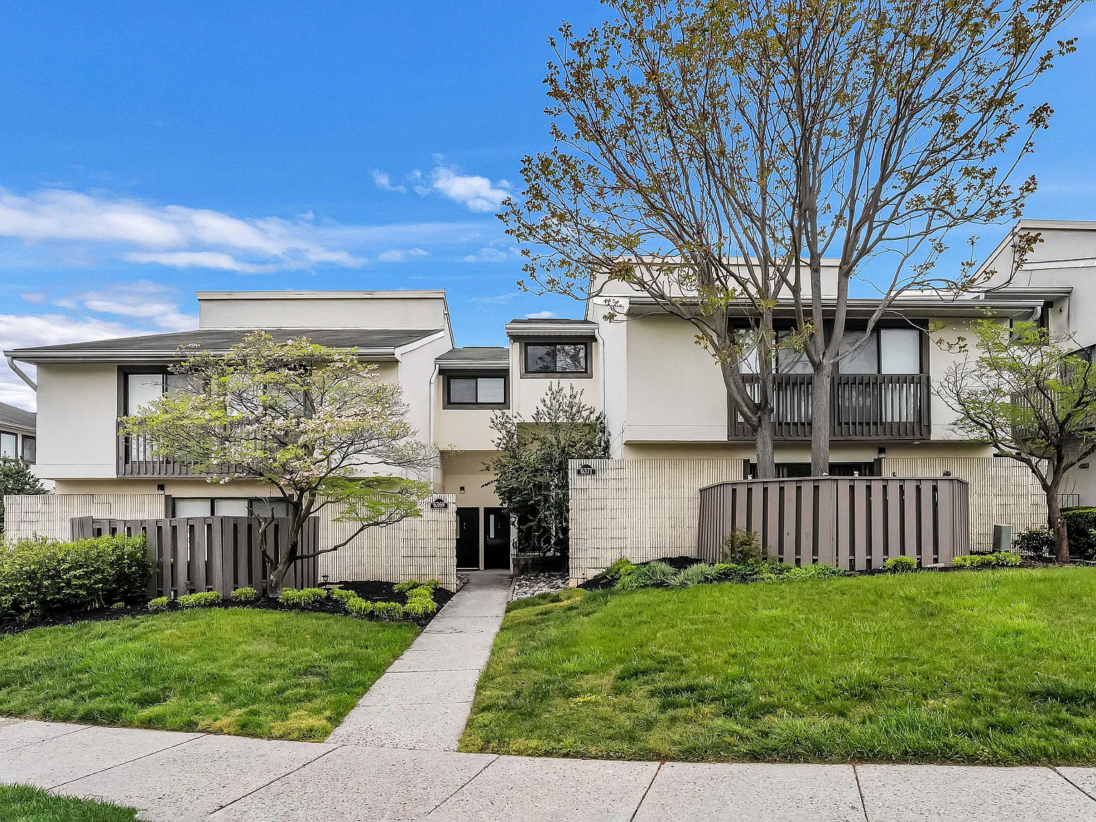 Regency Club Townhomes & Apartments — Photo 1