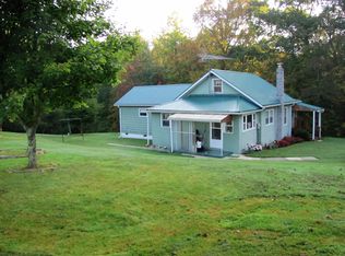 38801 Midland Trl, Rainelle, WV 25962