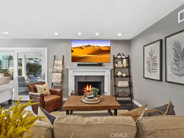 5251 Anthony Ave — Photo 7