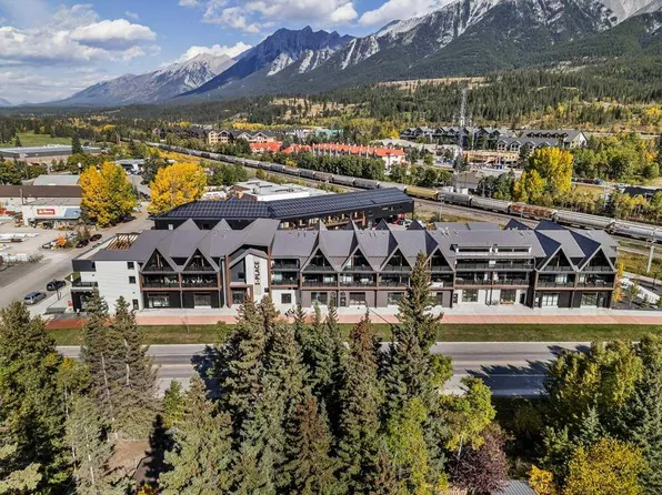 1 S Industrial Pl #322A, Canmore, AB T1W 1Y1