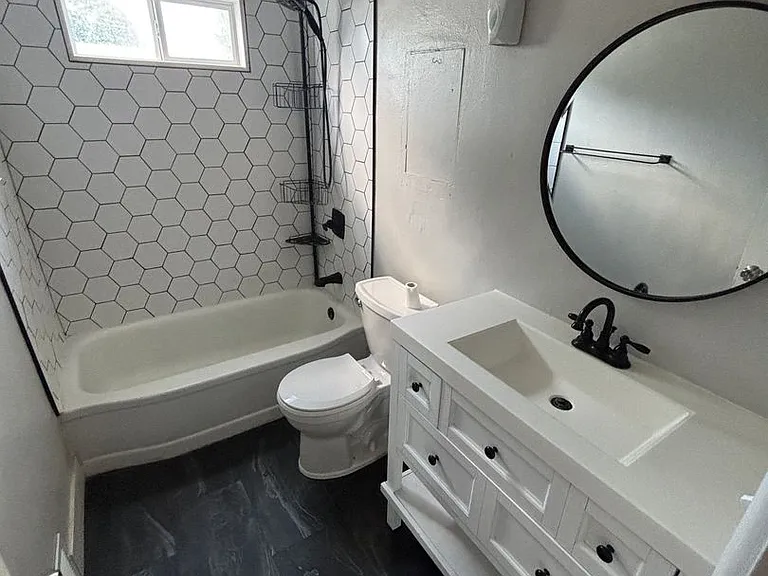 2628 S Paxton St — Photo 3