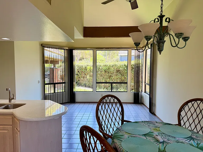 2118 Pine Crest Way — Photo 4