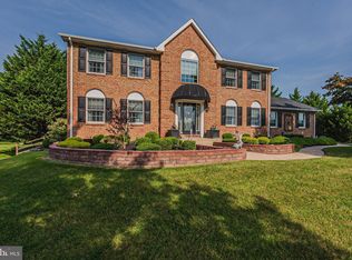 10 Steffie Dr, Bear, DE 19701