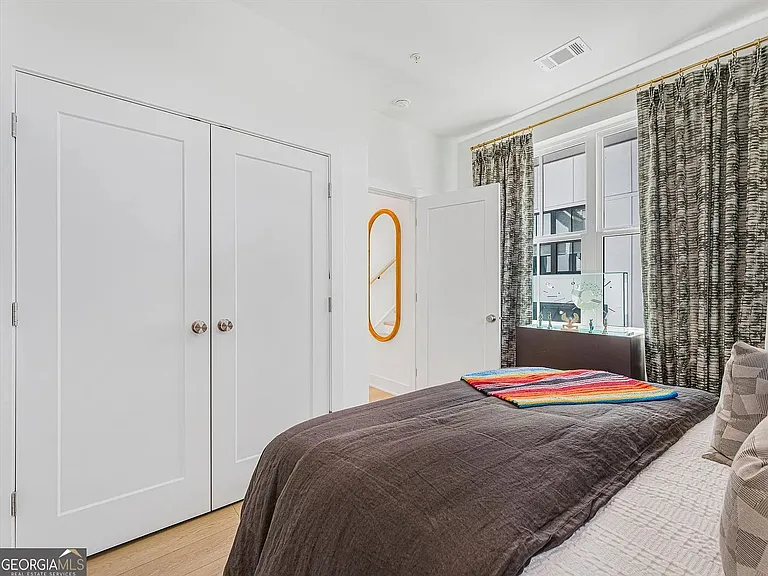1793 Gotham Ln — Photo 18