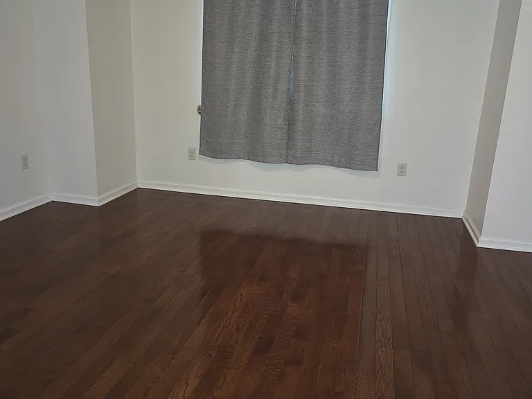 1319 S 16th St — Photo 13