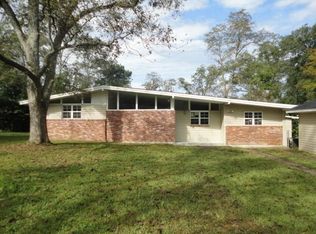 727 Davis St, Blackshear, GA 31516