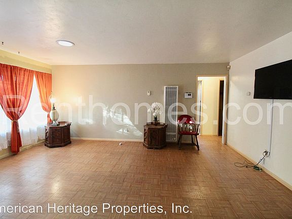 4th image of 2035 Laurinda Pl