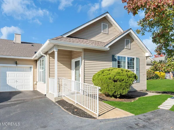 4 Winkle Court, Manchester, NJ 08759