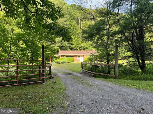 85 Andreas Rd, Andreas, PA 18211