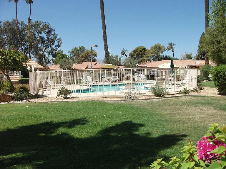 49225 Eisenhower Dr #49225 — Photo 20