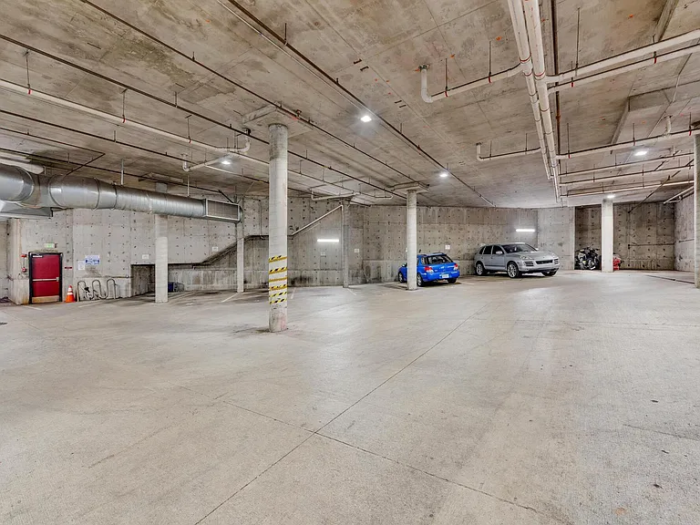 Villa Apartments — Photo 10