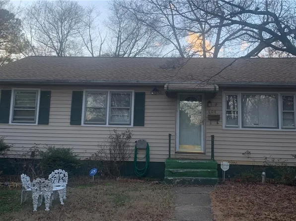 604 W 49th St, Richmond, VA 23225