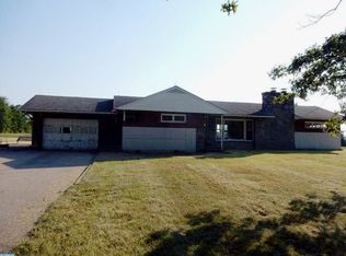 91 Newville Rd, Chalfont, PA 18914