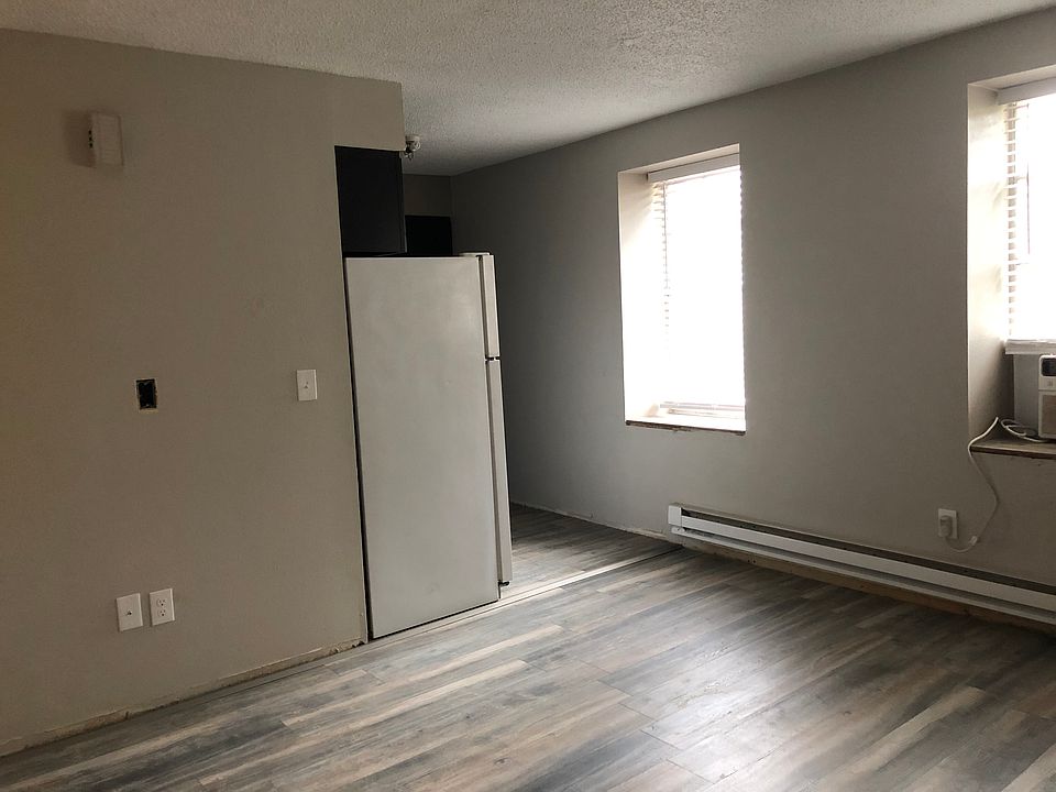 1st image of 426 Main St #2