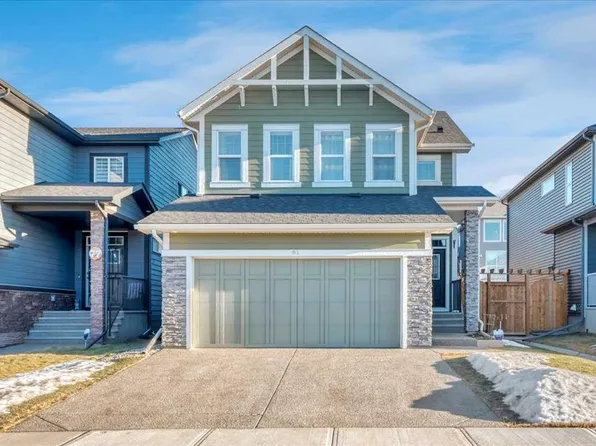 81 S Legacy Woods Pl SE, Calgary, AB T2X 2B5
