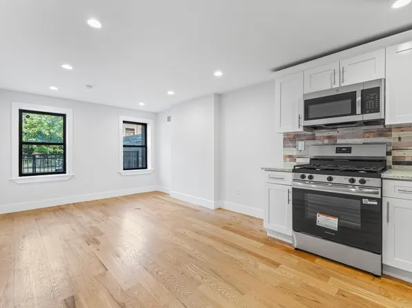 118 Cooper Avenue image 1 of 21