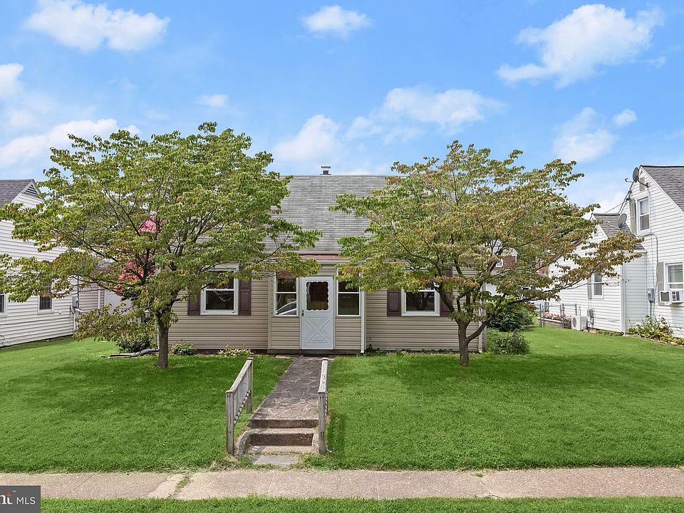 1st image of 3136 Cornwall Rd