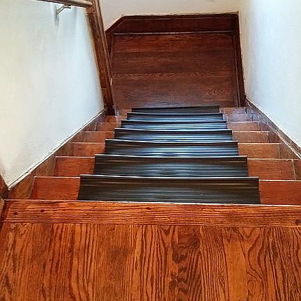 5th image of 4726 Sacramento Ave