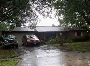 925 Flower St NW, Palm Bay, FL 32907