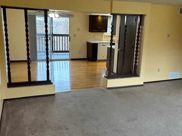 5 Maplewood Dr APT 13, Steubenville, OH 43952